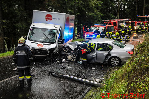 Feuerwehr, Blaulicht, BFV Knittelfeld, Unfall, PKW, LKW, Gaberl, B77