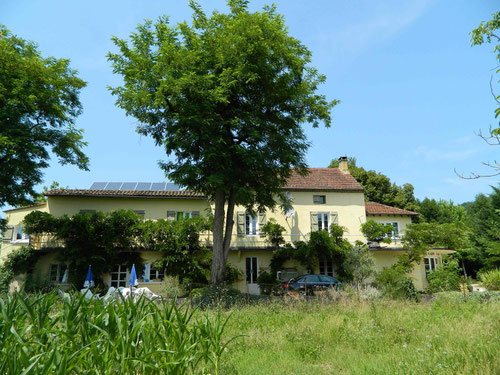 Le Coustaty façade sud côté Dordogne