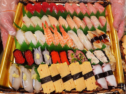 新宿区内全域、年末年始のお寿司　出前承ります