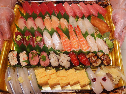 千代田区内全域　年末年始のお寿司の出前承ります