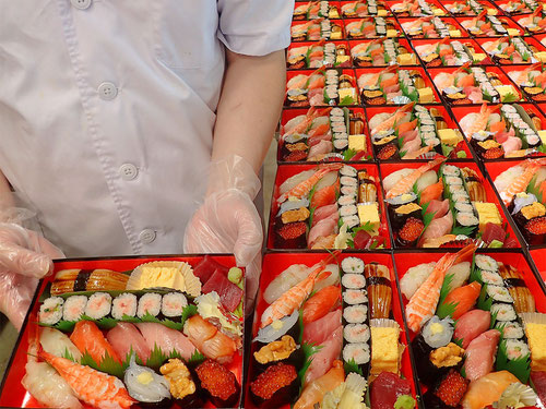 特上寿司を35人前 銀座にある有名な銀座シックスまでお届けしました