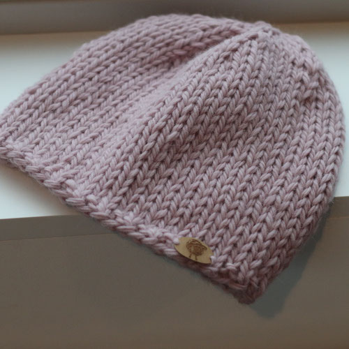 Strickanleitung für eine Mütze aus Wolle von Erika Knight