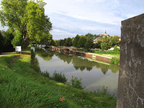 der Canal du Nivernais bei Augy