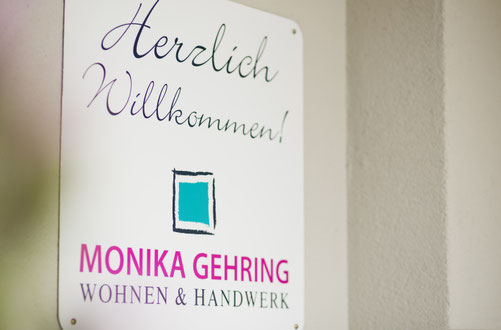 Wandschild, Eingangsschild, Begrüßungsschild  oder Aludibond designed bei Jennifer horn für die Kundin Monika Gehring