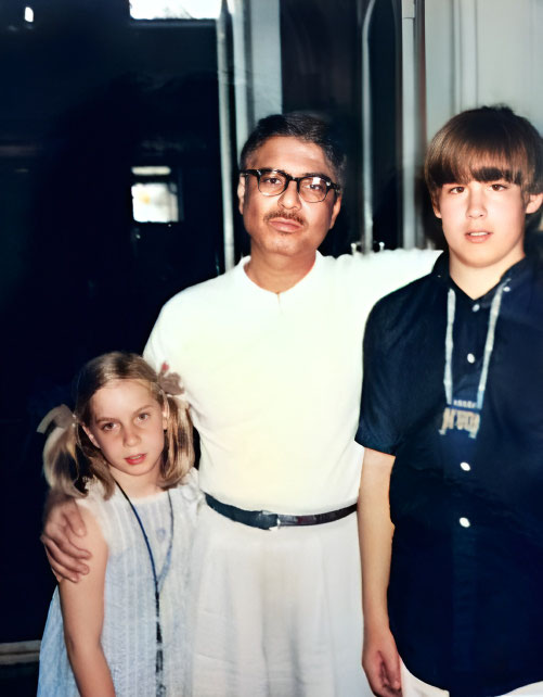 1969, India  : Gregg with his sister Leslie and Eruch Jessawala