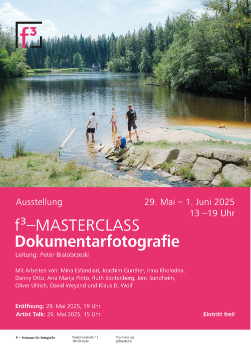 Plakat der Fotoausstellung zur Masterclass Dokumentarfotografie in Berlin.