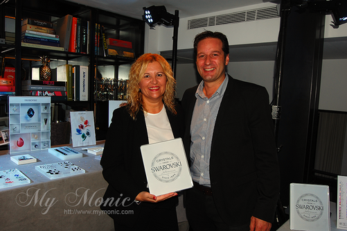 mymonic.com, mujer, camiseta de mujer, swarovski, camiseta, moda,