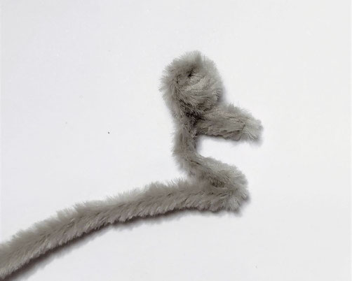 Mini-Teddy aus Pfeifenputzer Anleitung