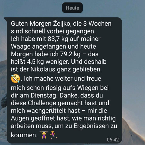 WhatsApp-Screenshot mit Teilnehmer-Feedback zur Mini-Cut Challenge: Startgewicht 83,7 kg, nach drei Wochen 79,2 kg (-4,5 kg) und Dank für die Challenge und die erzielten Fortschritte.