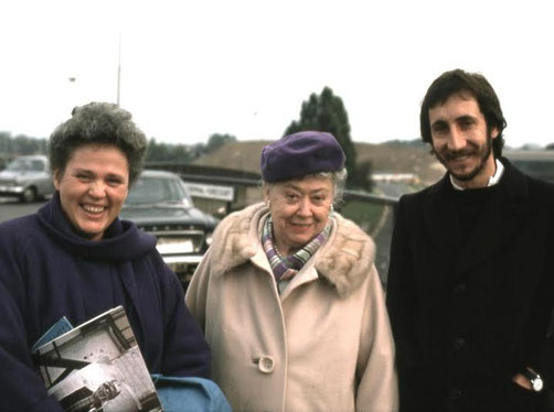 Ivy and Charmain with Peter Townshend