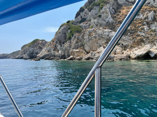 Welche Reiseversicherung und Charterversicherung ist für den Yachtcharter und dem weltweiten Segeltörn sinnvoll? Auslandskrankenversicherung und Sondertarif Yachtcharter Versicherung Rundumschutz hier kurz vorgestellt