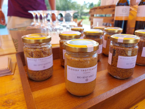 #Demeter#BioSuisse#UNITO rosso#PIWI#Gemischter Satz#Delikatess Wein#Rotwein#Biowein#Gallus Kapelle#Stammheim#Oberstammheim#Schwert#Hirschen#Demeter Senf#Senf @Trockenfleisch@Sonnenblumenöl#Leindotteröl#Balsamico#Weinessig