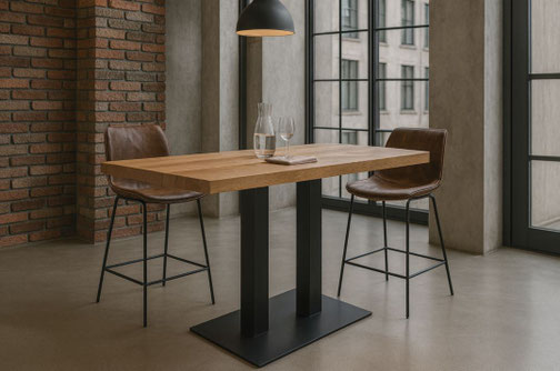 Stehtisch ST3 aus massiver Eiche mit schwarzem Stahlgestell im modernen Loft-Design