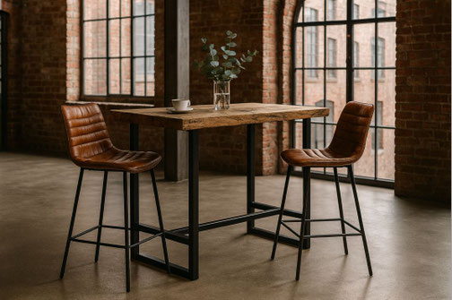 Bartisch ST5 aus massiver Altholzeiche mit schwarzem Stahlgestell im Industrial-Stil, handgefertigt für Loft und Bar