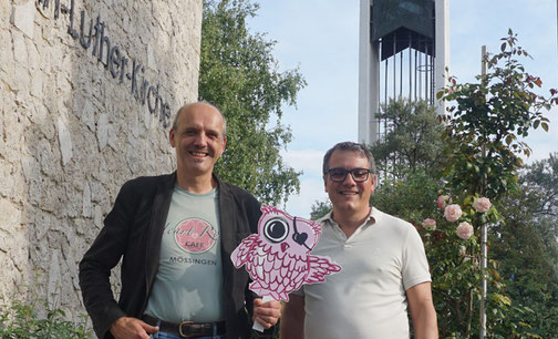 Spendenübergabe der Martin Luther-Kirche Mössingen, Spendenaktion Heart Rose Cafe beim Rosenmarkt