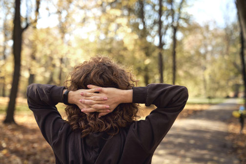 Durchatmen in der Natur - Strategien für Hochsensible | Blogbeitrag Kathrina Hof, Coach, Mentorin für hochsensible Frauen