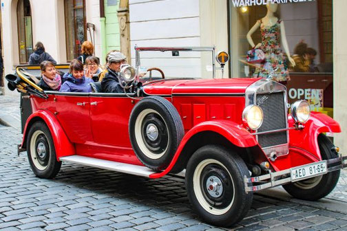 Prag, Altstadt, Oldtimer, Stadtrundfahrt, Die Traumreiser