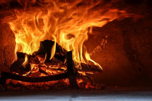 Pizza, Ofen, Pizzaofen, Holzofen, Feuer, Die Traureiser