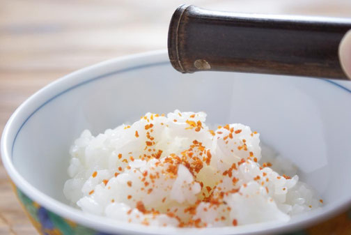 粉雲丹はご飯にかける贅沢なウニふりかけです