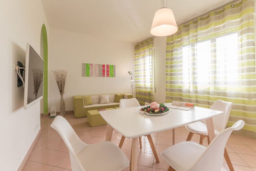 interno di una casa salotto 