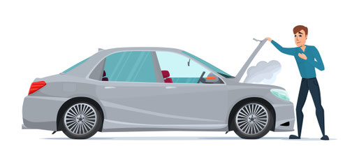 Mann steht vor qualmenden Auto