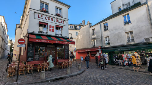 "Le Consulat" in Montmartre.