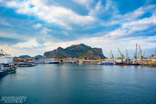 Hafeneinfahrt von Palermo