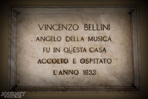 Erinnerungstafel an Vincenzo Bellini