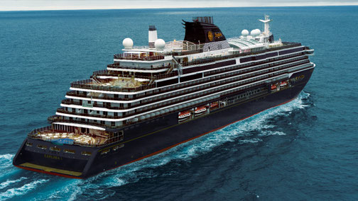 Luxus Kreuzfahrtschiff Explora I von Explora Journeys auf See während einer Kreuzfahrt.