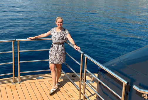 Ritz-Carlton Yacht Collection, Evrima Kurztrip