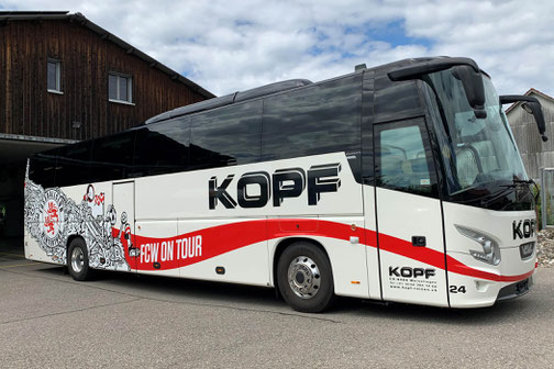 Reisebus von Kopf Reisen - ins Zeltlager gemütlich mit dem modernen Reisebus von unserem Transportpartner reisen