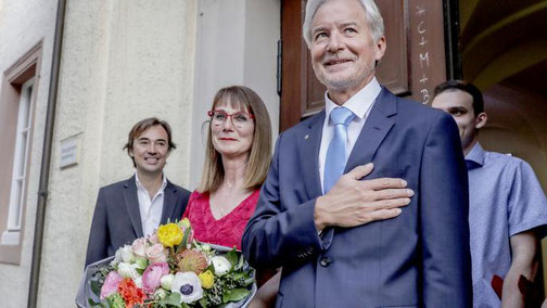 Bildquelle: Badische Neuste Nachrichten (https://bnn.de/mittelbaden/baden-baden/baden-badener-waehlen-dietmar-spaeth-zum-ob-und-setzen-damit-ein-zeichen)