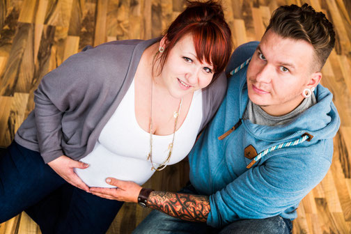 Schangerschaftsbilder, Babybauchfotos, Shooting im Fotostudio in Wittenberge (Prignitz).