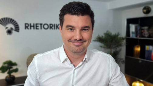 präsentationstrainer-dresden-public-speaking-coach-tim-christopher-gasse