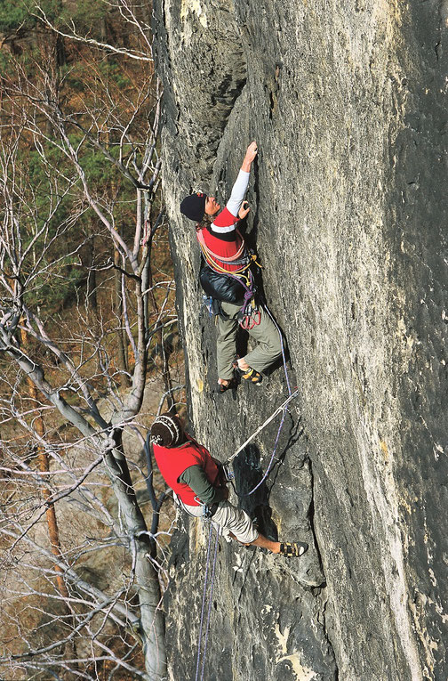 Kletterer am 1. Ring der Rauschenstein-Gondakante, Foto: Helmut Schulze