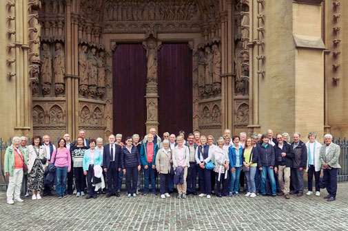 Chor St. Hubertus, Rahm, vor der Kathedrale von Metz