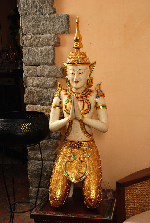 Thailändische Statue bei SIAM SPA in Mainz