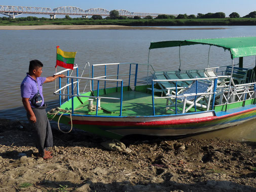 Bootsfahrt auf dem Ayeyearwady