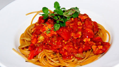 Spaghetti Tofu-Bolognese - klassisch - vegan - fairani