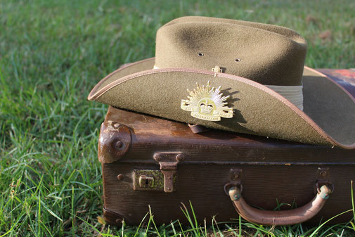Source: https://pixabay.com/photos/australia-army-anzac-memorial-1368711/