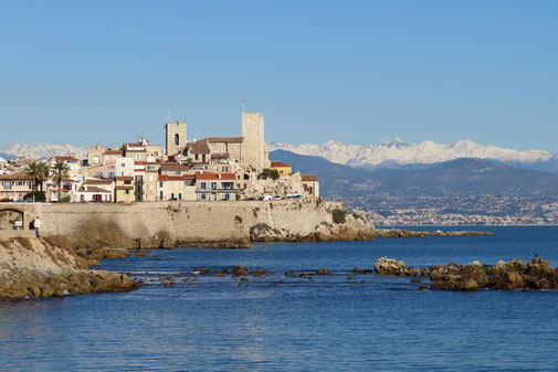 conciergerie antibes, intendance residences antibes, check in location antibes