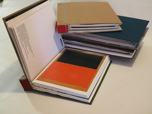 reliure à la japonaise pour cartes postales d'art var
