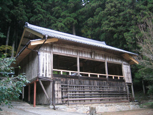 神社拝殿 屋根葺き替え 施工後