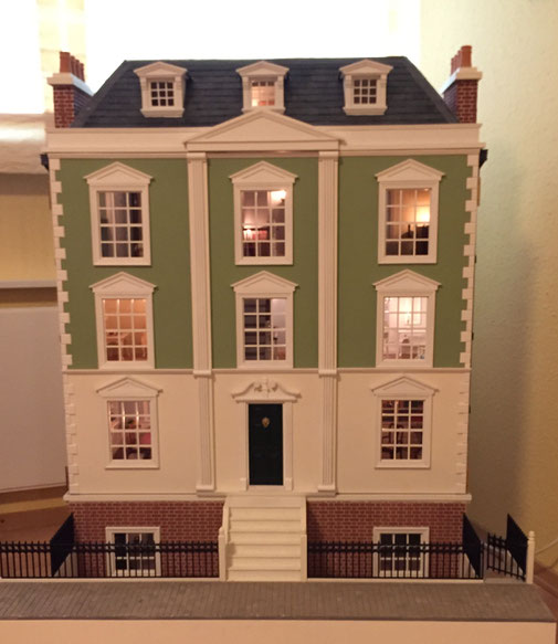 tinyrooms Georgian dolls house by Sharon Etzel