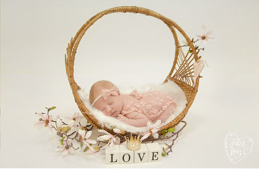 Newborn-Shootings