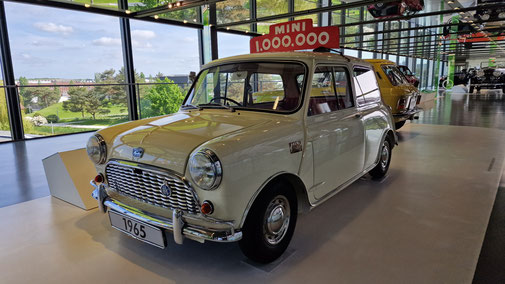 Mini Cooper, entwickelt von Sir Alec Issigonis.