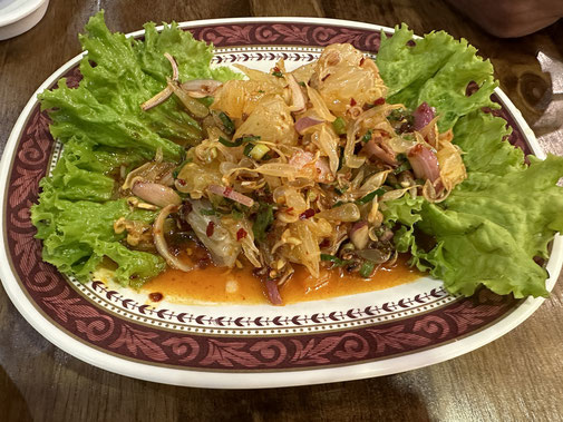 Kriegt man nicht überall: den leckeren Pomelo-Salat