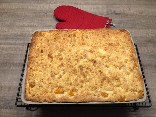 Hier sehen Sie ein leckeres Manderinen Streuselkuchen Rezept aus dem Pamperedchef Ofenzauberer. Backen in Stein schmeckt einfach leckerer :)