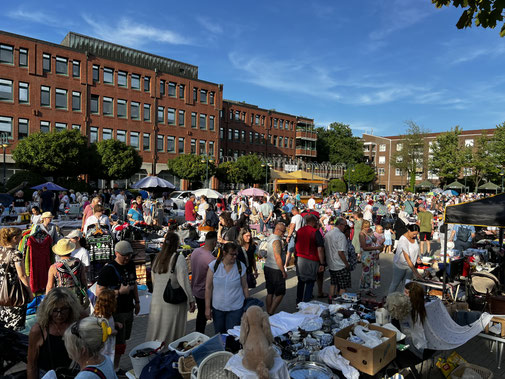 Nachtflohmarkt, Norderstedt-Mitte, Rathausallee, Rathausplatz, Quartier