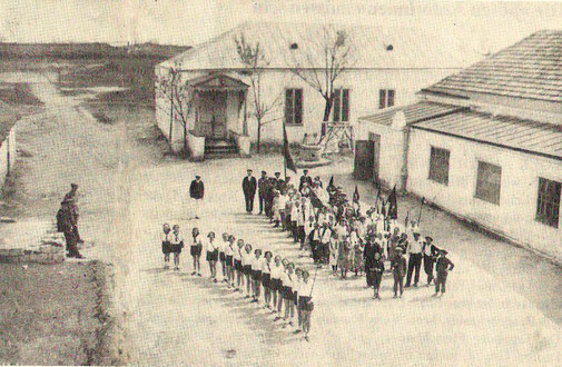 1.Mai 1936 im Schulhof | Rohrbach